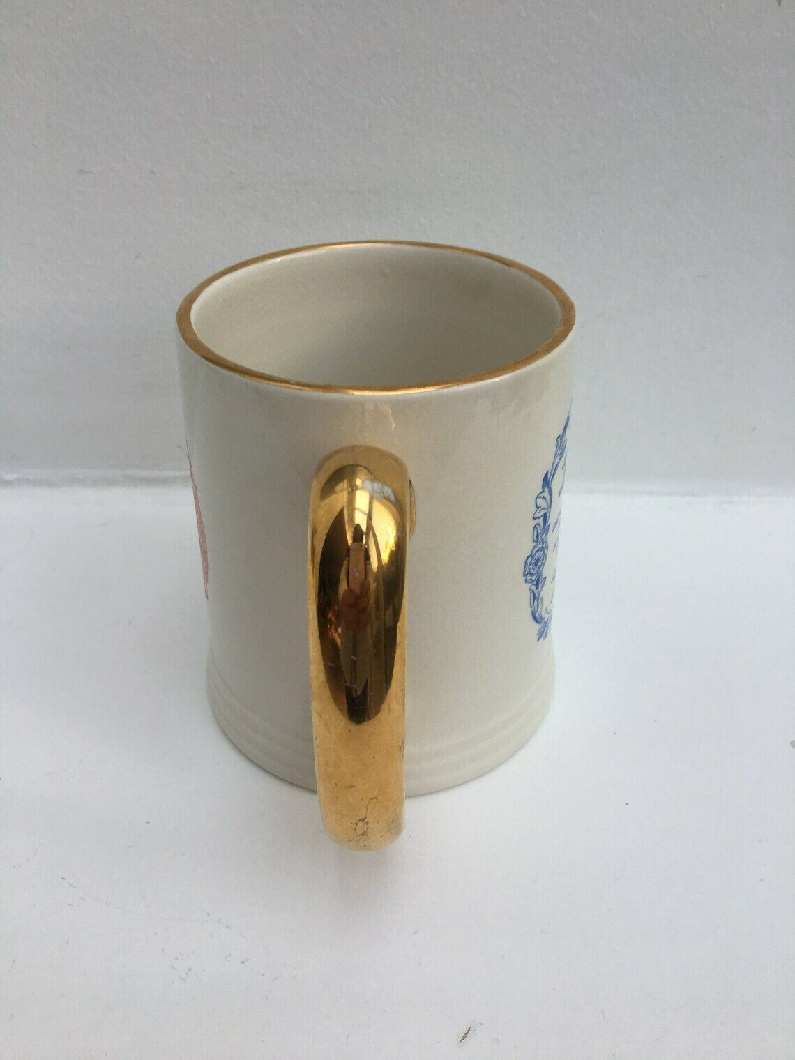 Queen Elizabeth II Large Mug Royal Monarch Commemorative Tankard Antiques 1565 1965 Queen Elisabeth Ceramic Stein Beer Mug Gold Handle photo buy