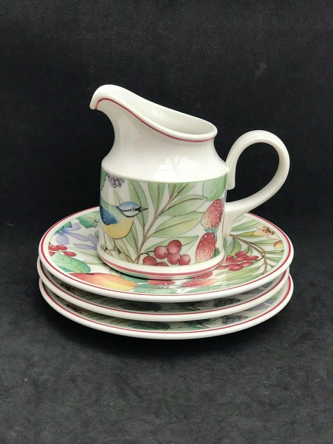 Set Villeroy And Boch Catalina Creamer And 3 Saucers 70s Breakfast Tea Gift Replacement Strawberry Decor Wedding Gif photo Home Decor