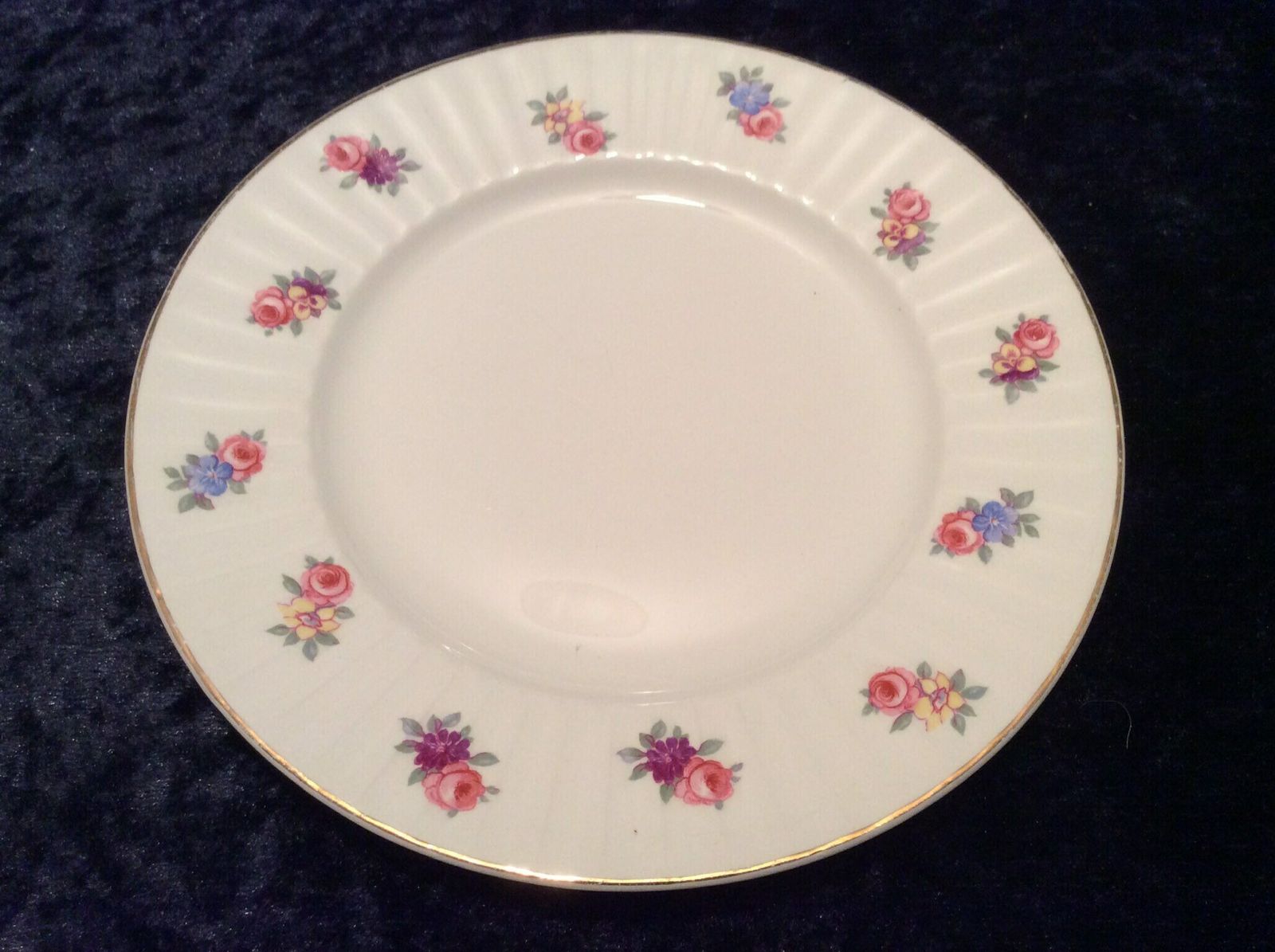 Vintage 1950s/60s Alfred Meakin Tea Set, Pretty Ditsy Rose Design 15 Pieces, Meakin Teacups, Plates, Vintage Meakin Trio, 60s Cups, 50s Cups photo buy