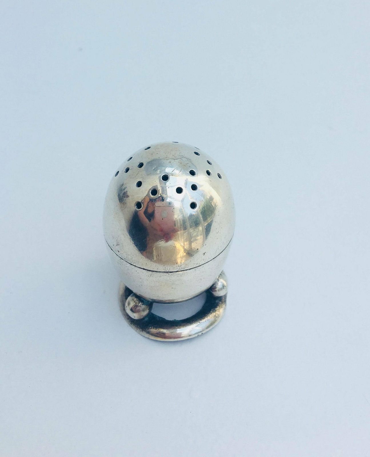 Victorian Salt Shaker William Hutton Of Sheffield, XIX Century Silver Plated, Antique Salt Table, English Silver Plated, Collectors photo Home Decor