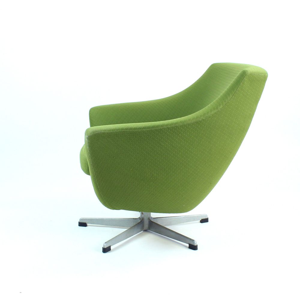 Green Midcentury Swivel Club Chair By Up Zavody, Czechoslovakia 1979 photo vinterior