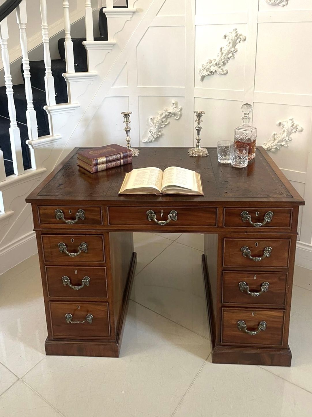 Antique 19th Century Quality Mahogany Kneehole Desk photo Furniture