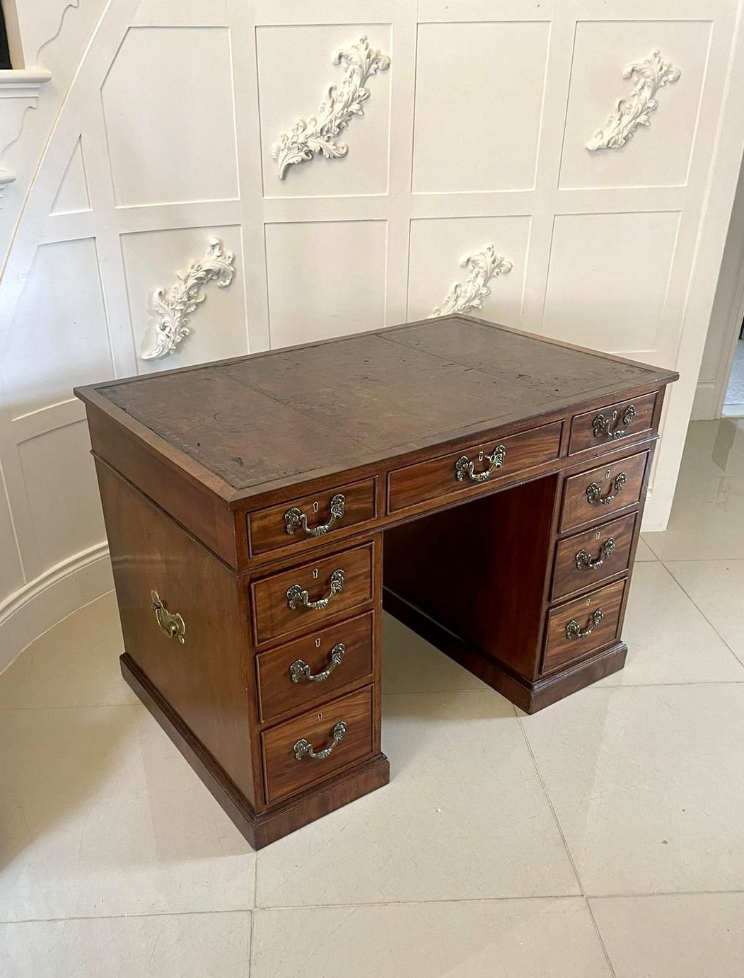 2995.0 Antique 19th Century Quality Mahogany Kneehole Desk photo