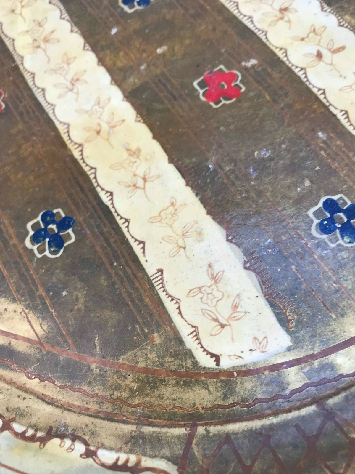 photo for sale Florentijns Dienblad – Rood, Blauw En Verguld – Italiaans Plateau Uit De Jaren 1960, In Florentijnse Stijl. Met De Hand Vervaardigd, Als Kerst  Of Tafeldecoratie