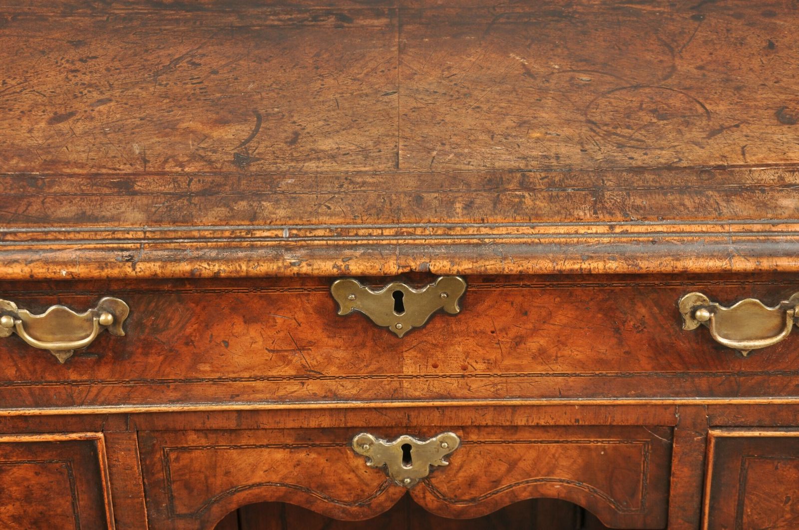Furniture Important Early 18th Century Walnut Kneehole Desk photo