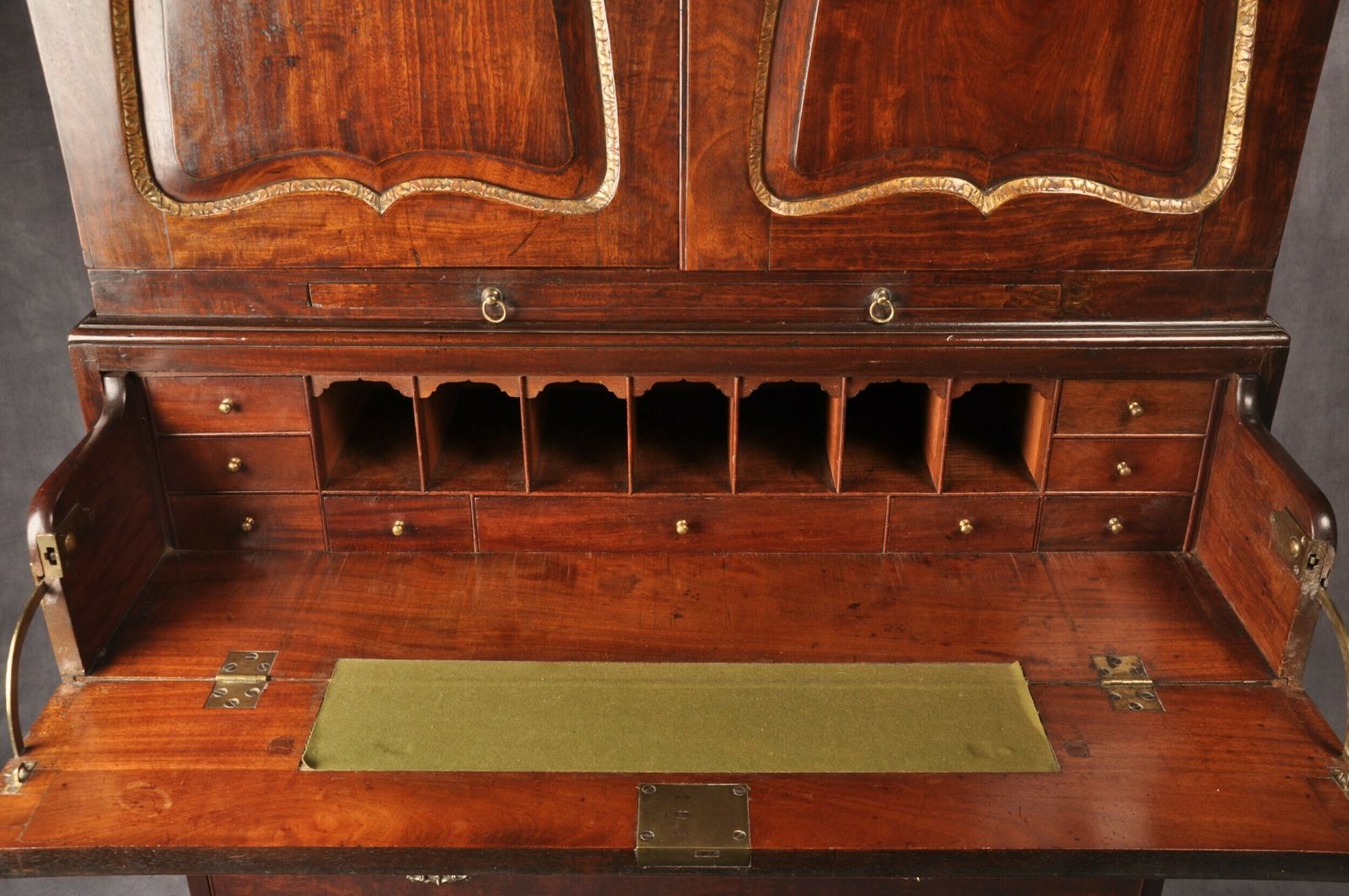 Fine 18th Century Mahogany Secretaire Cabinet photo Furniture
