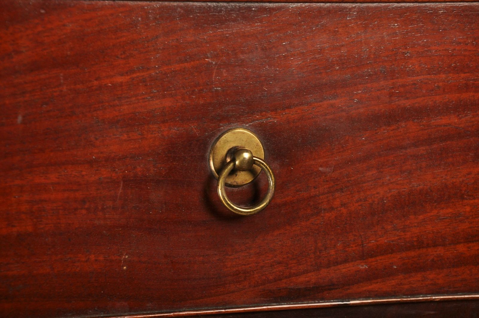 photo furniture Fine 18th Century Mahogany Secretaire Cabinet
