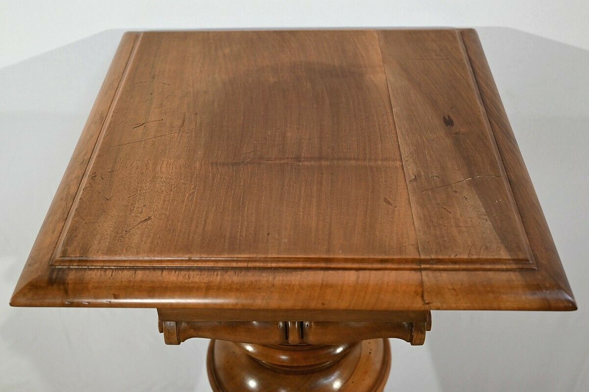 Important Walnut Column, Louis XVI Style   Late 19th Century photo 2556.46