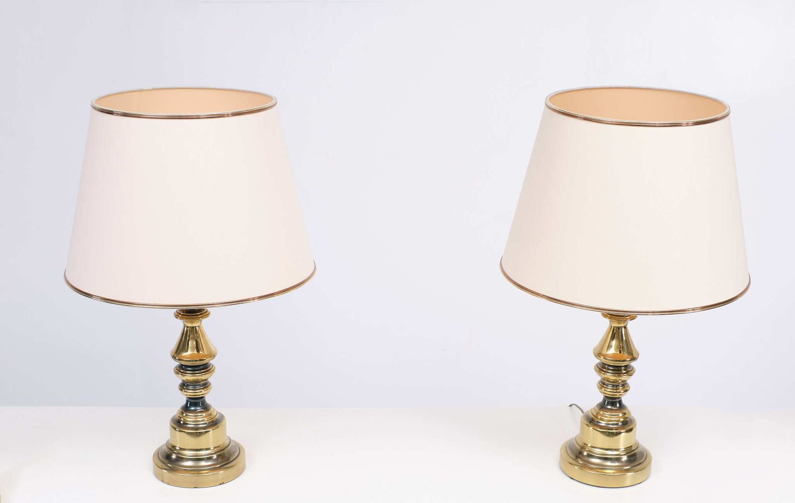 Hollywood Regency Brass Table Lamps, USA, 1970s, Set Of 2 photo vinterior