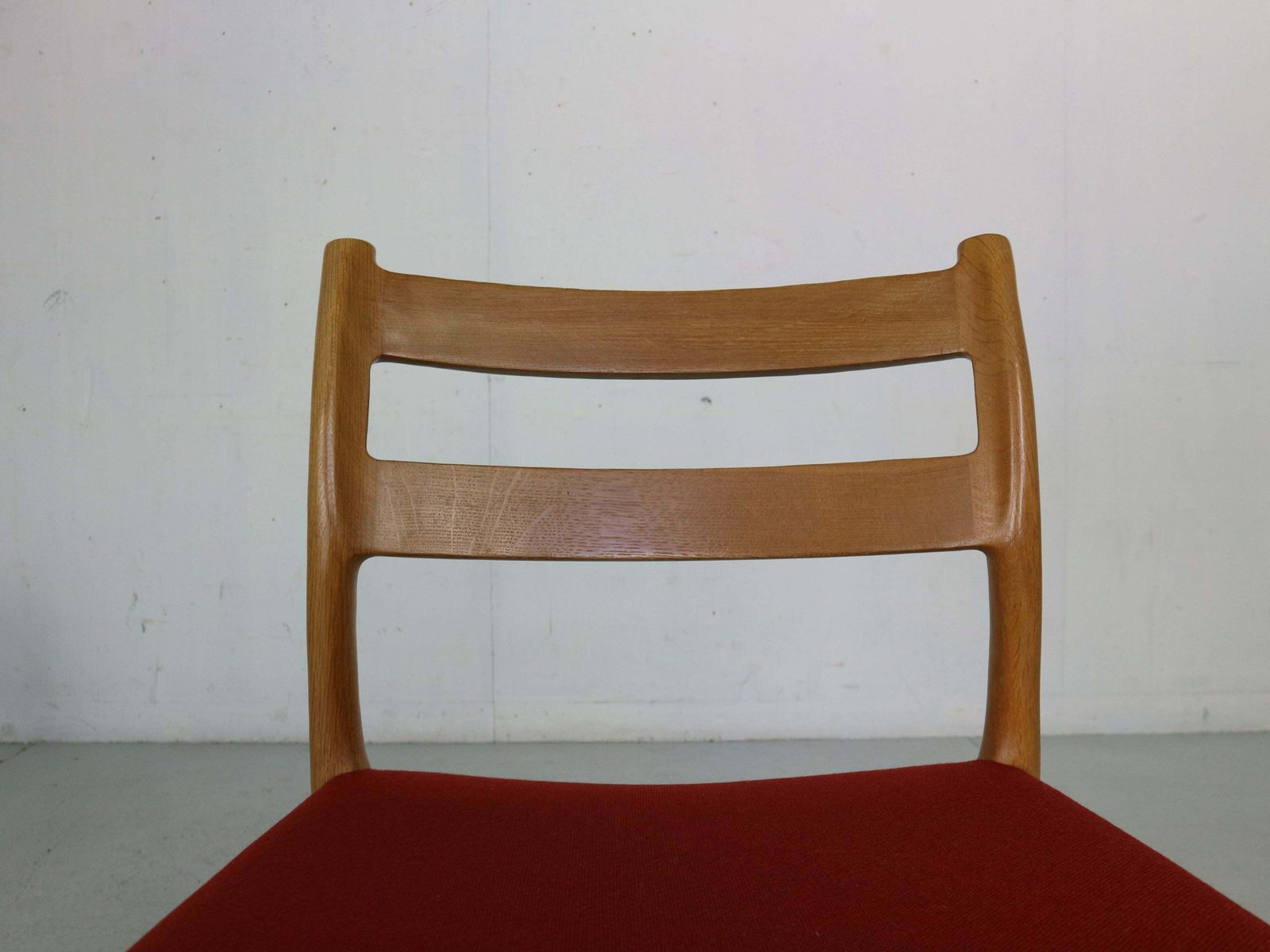 photo buy Niels Otto Moller Set Of 4 Dining Chairs Model 84 For Højbjerg Denmark 1970s