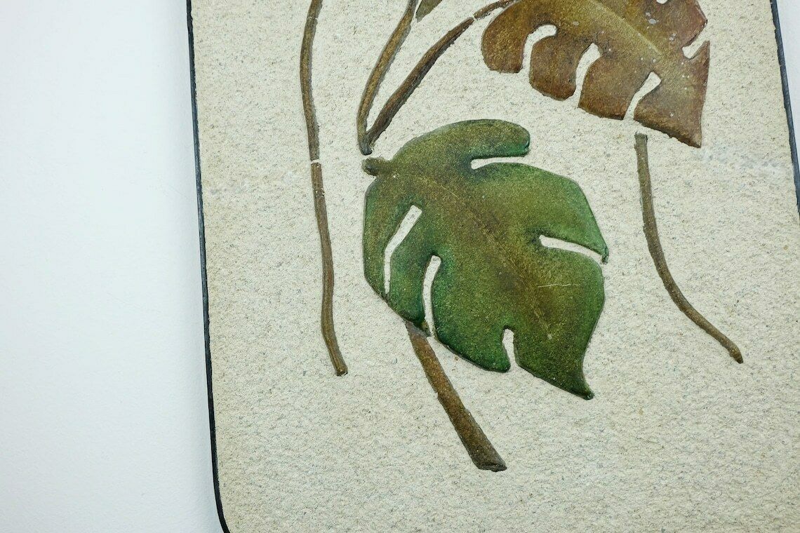 Groot Vintage Kroesselbach Mid Century Keramisch Wandtegel Met Gips, Blad  En Bloesemmotief, Ca. Jaren 1950, Wgp photo Bouwonderdelen