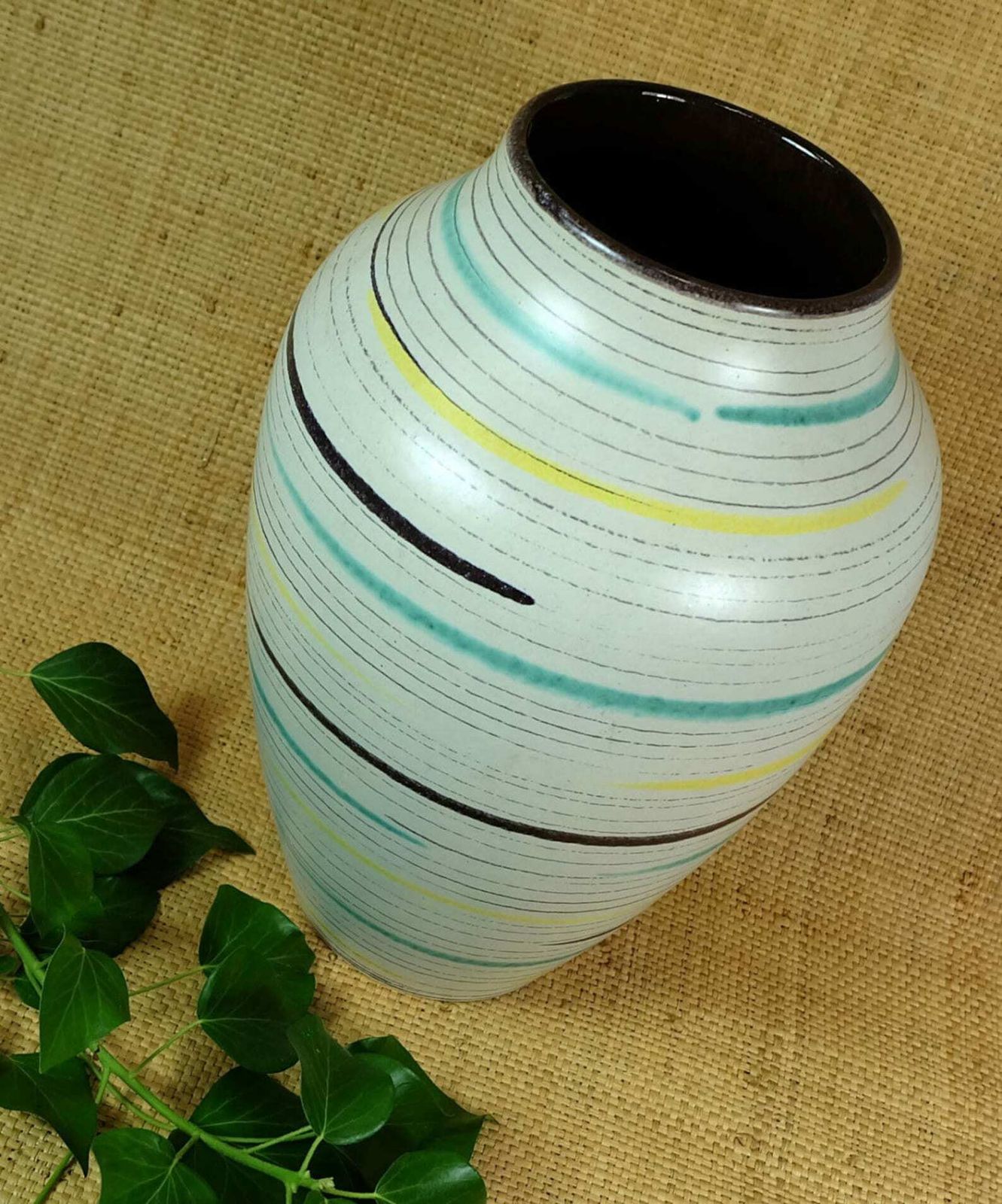 Early 1960s West Germany Mid Century Vase Bay Keramik Model 576 30 photo furniture