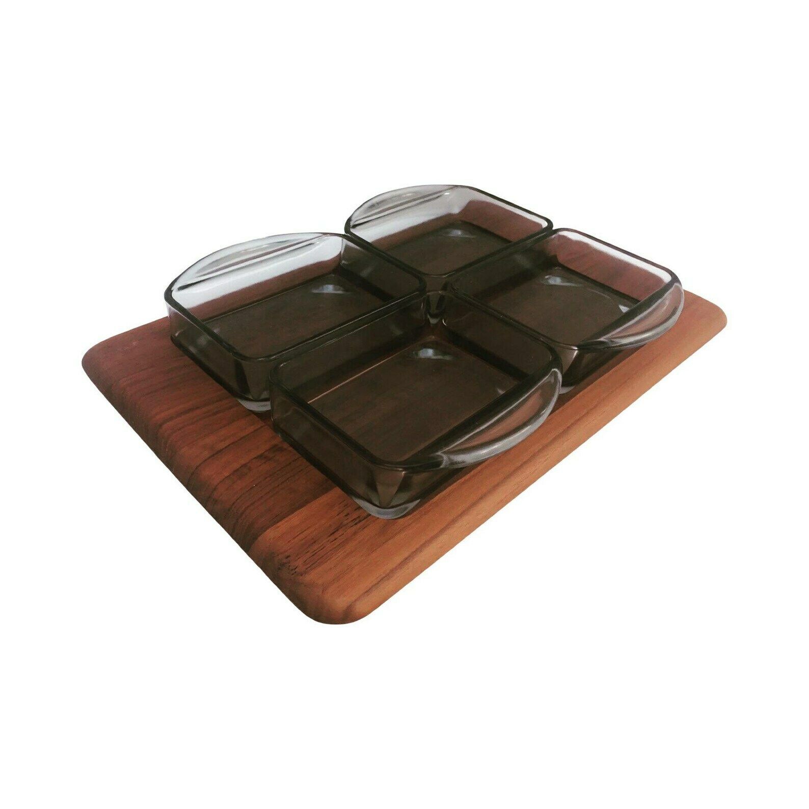 Vintage Serveerschaal Van Hout Met 4 Gerookte Grijze Glazen Bakjes – Teakhouten Deens Mid Century Modern Design, Digsmed