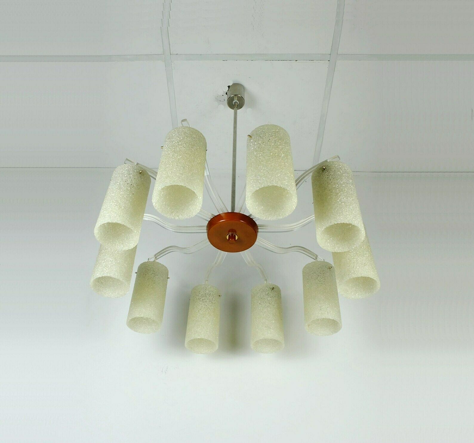 Outstanding Large 1950s 60s Mid Century 10 Light Chandelier Acrylic Bakelite Plastic Granules Shades