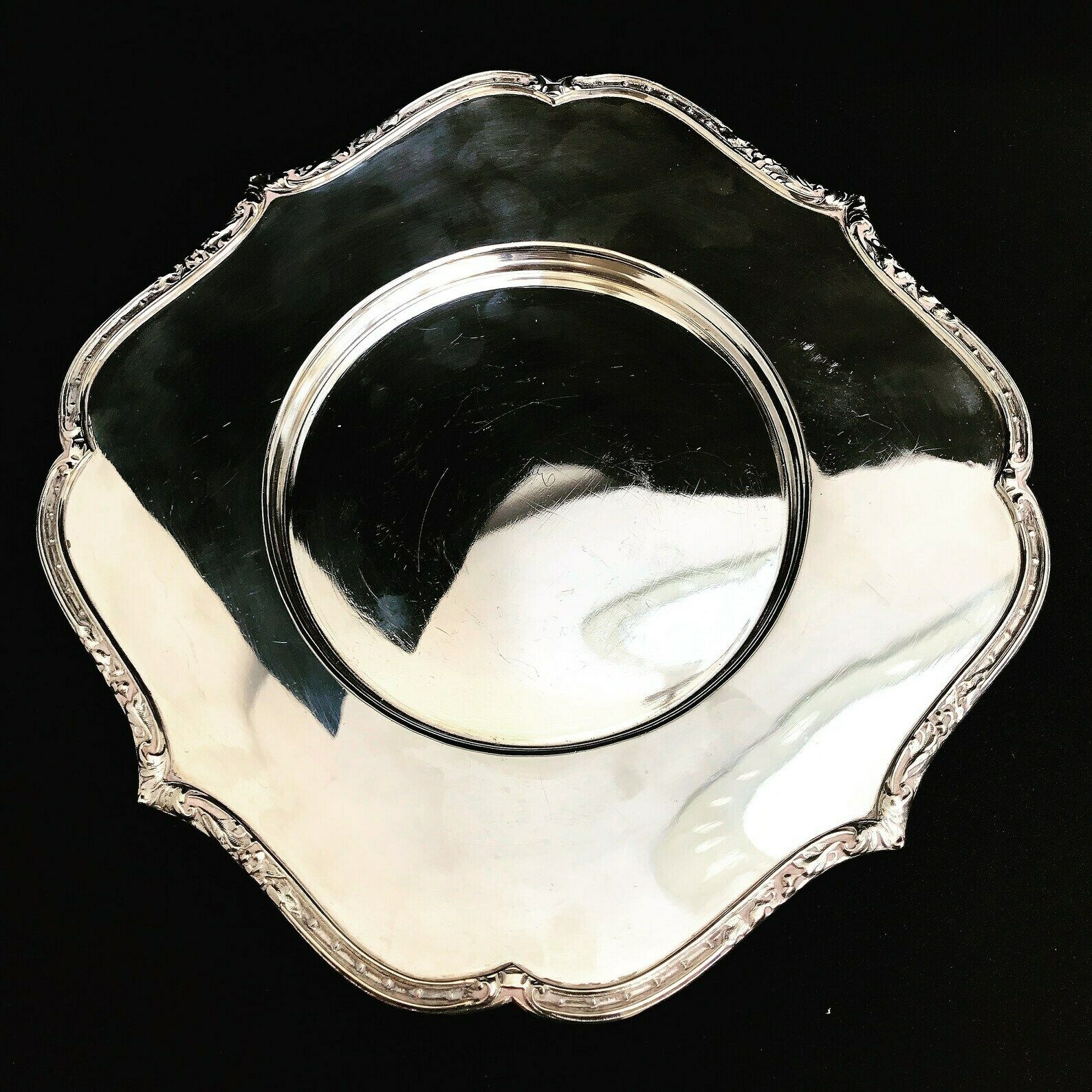 Antiek Verzilverd Serveerbord – Walker & Hall, Sheffield, Engeland, 1917 – Bonbonschaal, Decoratieve Schaal, Woonaccessoire, Huwelijkscadeau photo for sale