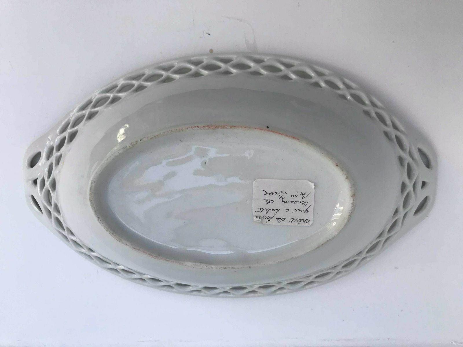 photo furniture Antique Serving Dish Reticulated Porcelain Oval Open Work Bread Basket Veggie Dish Germany Bread Bowl Plate Dish Hand Painted Bird Peacock