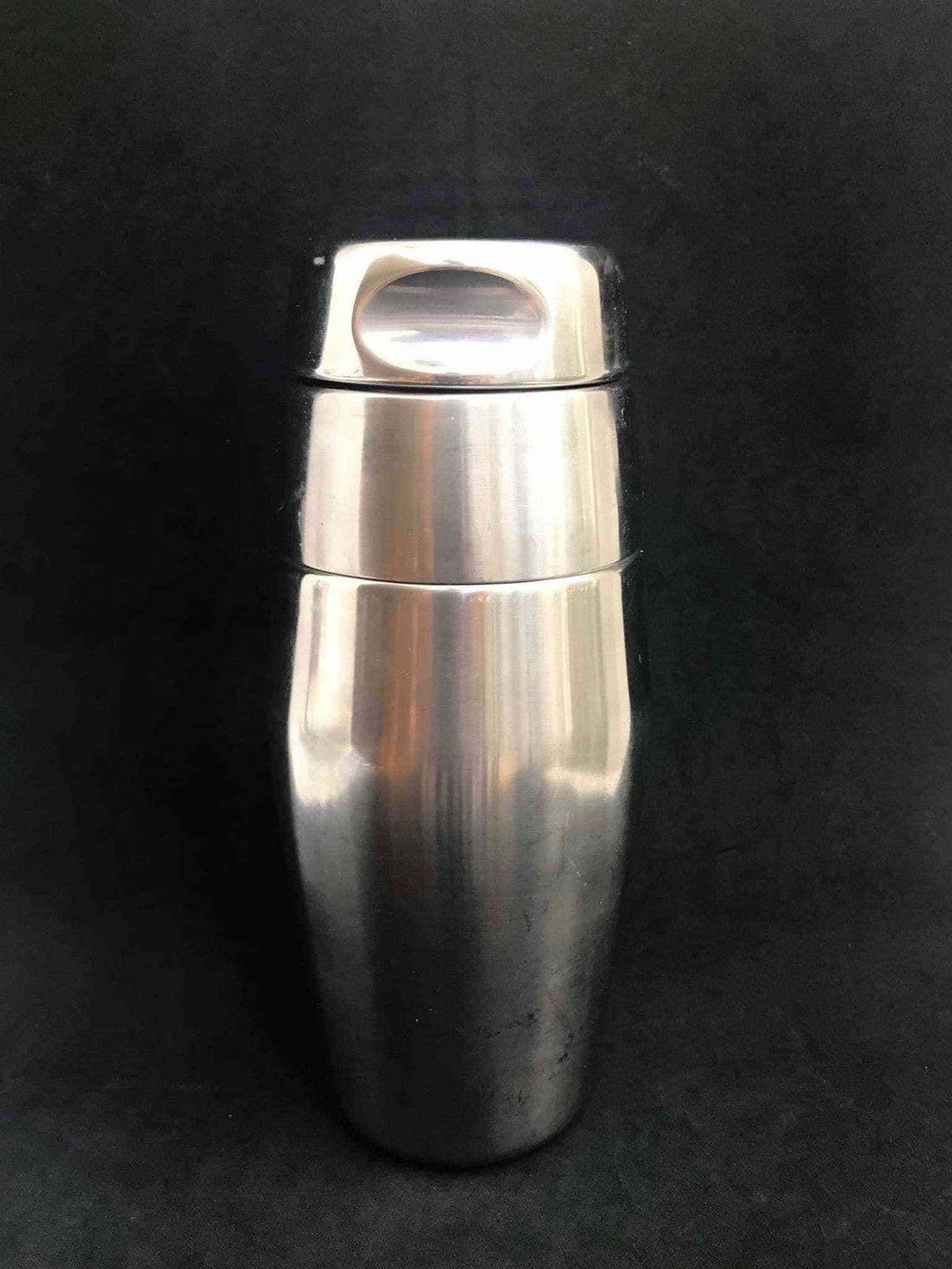 Vintage Cocktailshaker Alessi, Ontworpen Door Luigi Massoni En Carlo Mazzeri – 18/10 Gesatineerd Roestvrij Staal photo for sale