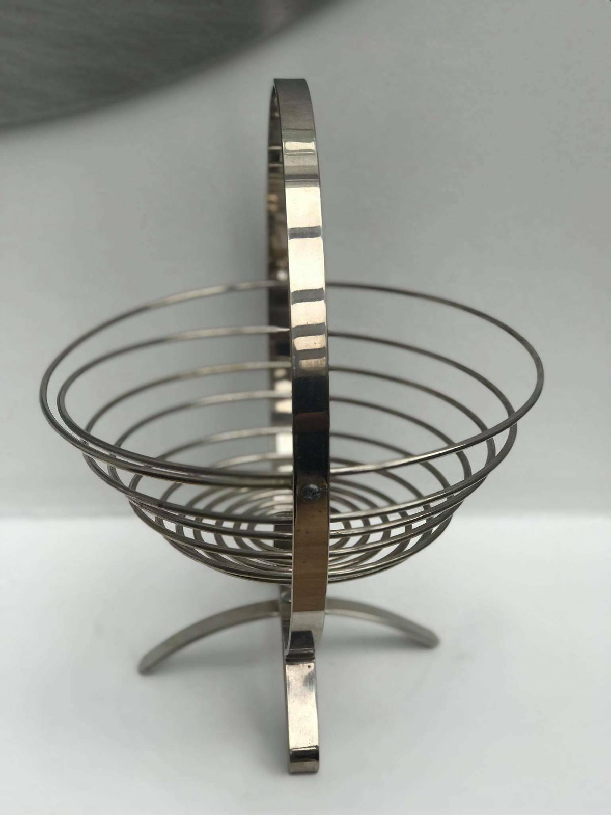 Grote Industriële Fruitschaal – Modern Design, Roestvrij Staal photo Woonaccessoires