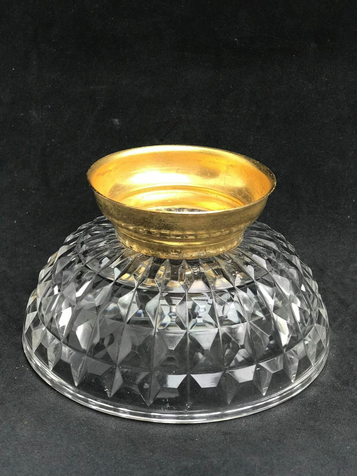 Val Saint Lambert Schaal – Verguld Geslepen Kristal, Decoratieve Voetschaal, Compote, Goudkleurig photo furniture