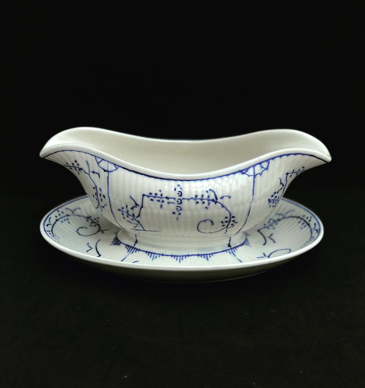 Boch Freres La Louviere Copenhagen Pattern, Gravy Boat With Saucer Dresden Blue White Porcelain 1920s, Antique Pottery Belgian Pottery