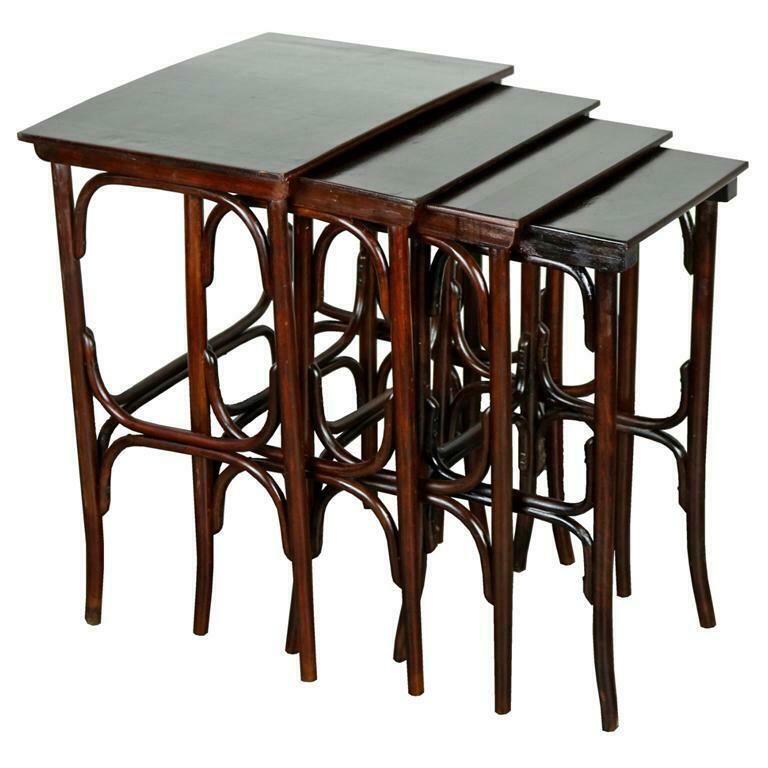 Set Of Four Art Nouveau Nesting Tables No. 10 By Thonet, Circa 1900