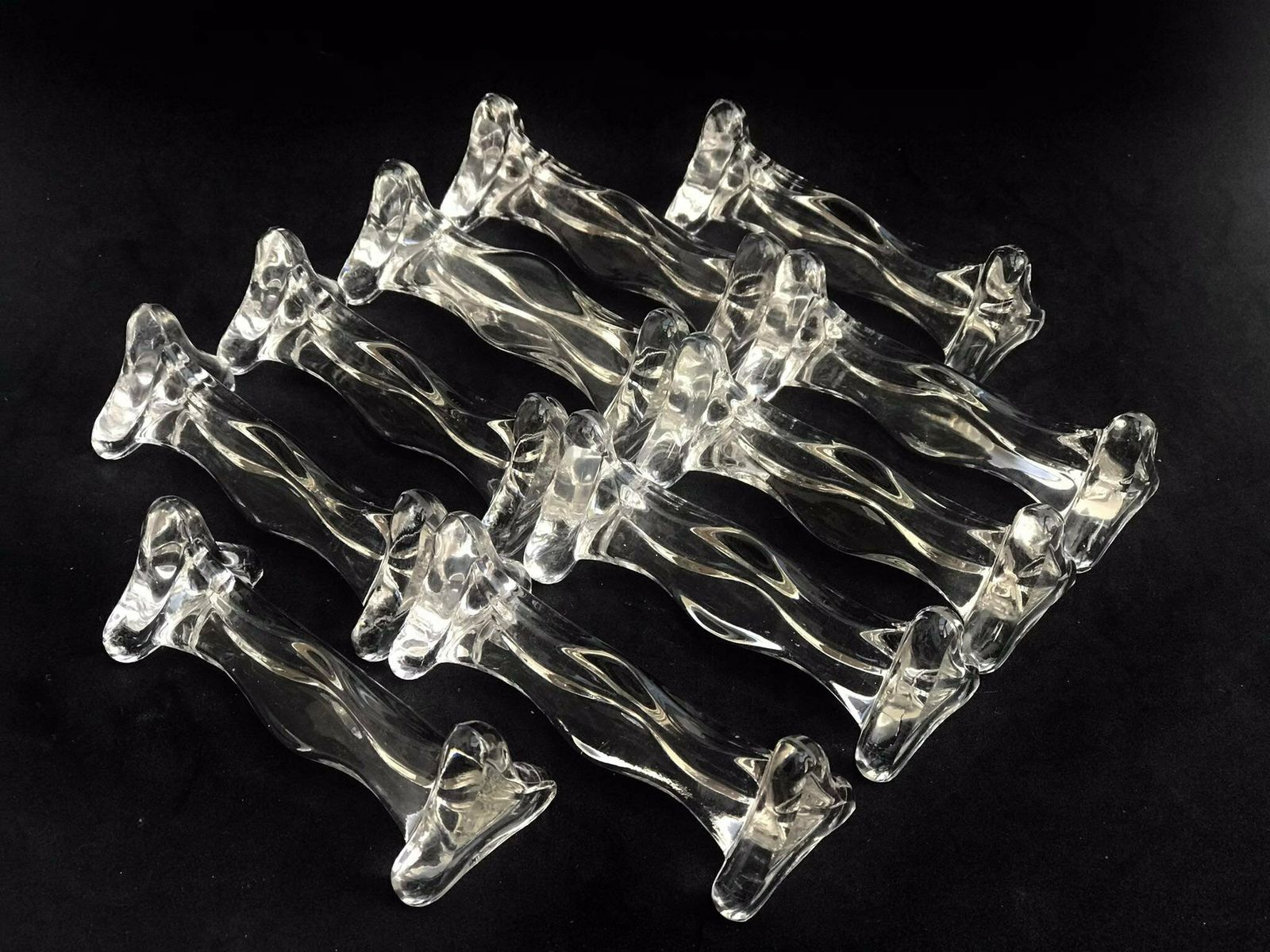 photo furniture Knife Rest Set Press Glass Cutlery Rest Vintage Set Of 10 Mid Century Knife Rest Retro Table Triangle Holders Christmas Table Wedding Gift