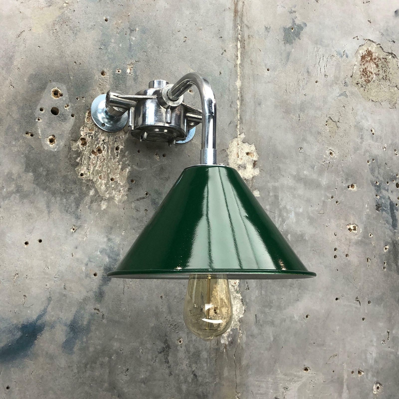 1980s Ex British Army Lamp Shade And Galvanised Steel Short Reach Cantilever photo buy