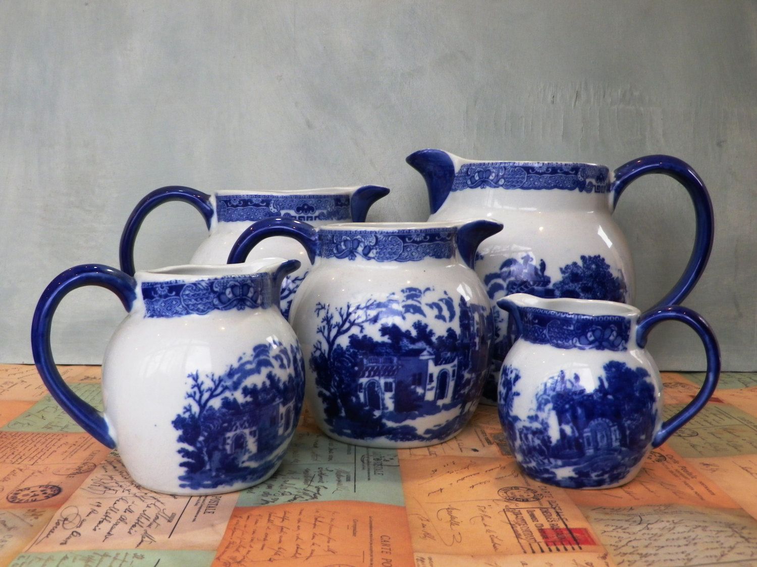 A Set Of Five Graduated Vintage Jugs Floware Blue And White Vintage Jugs Pitchers