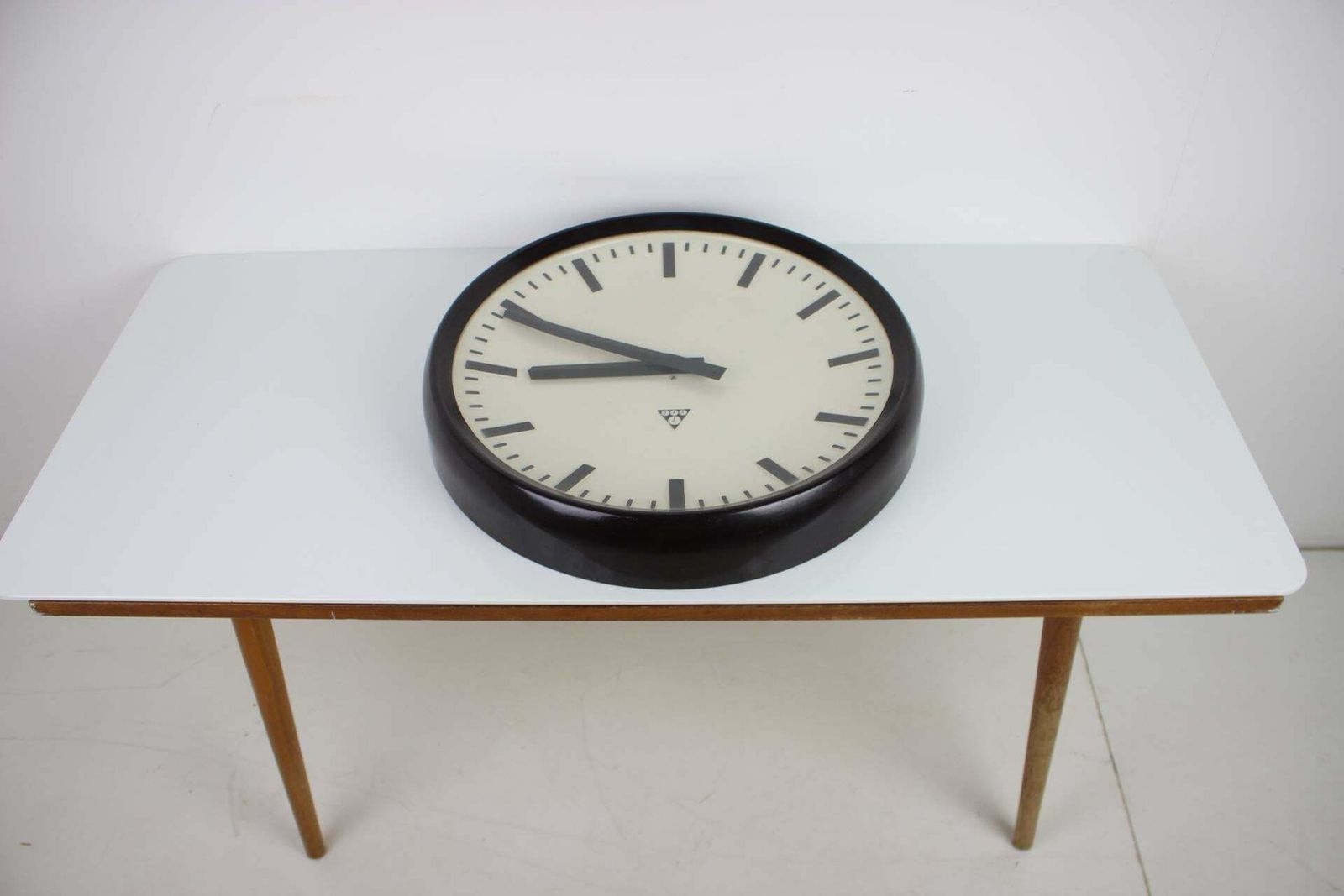 Large Bakelite Industrial Wall Clock By Pragotron, 1960s photo Home Decor