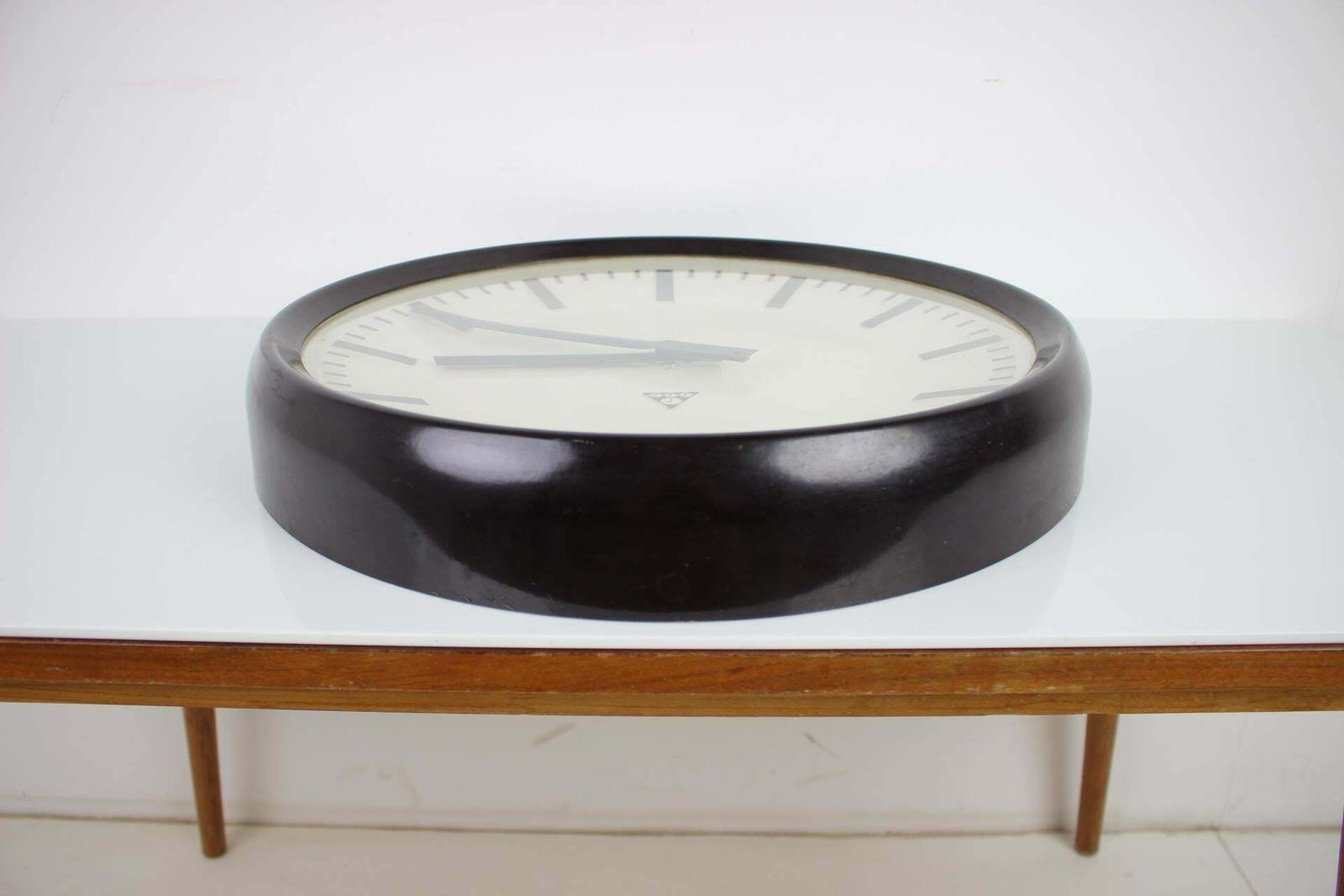 Large Bakelite Industrial Wall Clock By Pragotron, 1960s photo 466.0
