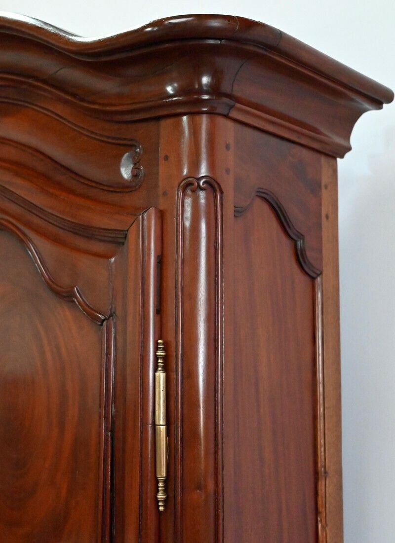 photo for sale Exceptional Scriban Chest Of Drawers From Port Nantais In Mahogany – 1750