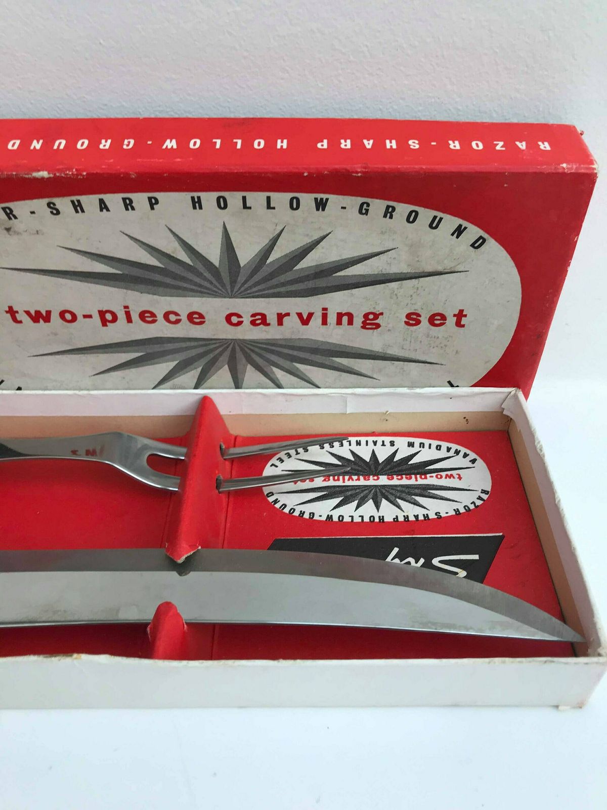 Carving Knife In Its Box Harpening Steel Knife Carving Set, Collectible Flatware Retro Cutlery Barbecue Tools Garden Dinner Sharp Sky Line photo vintage