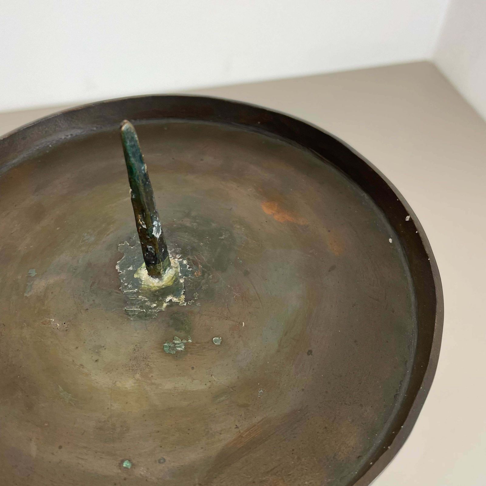 793.0 Large 42cm 3.9kg Brutalist Bronze Candleholder By Manfred Bergmeister, 1970s photo