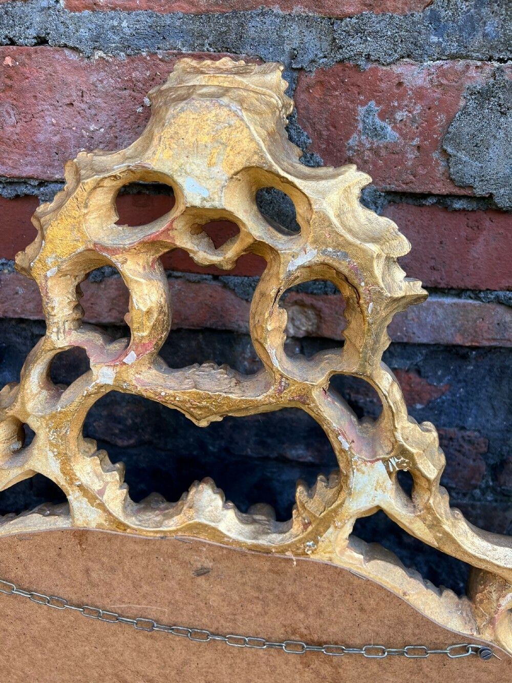 photo vinterior Italian Carved Giltwood Mirror In The Rococo Taste
