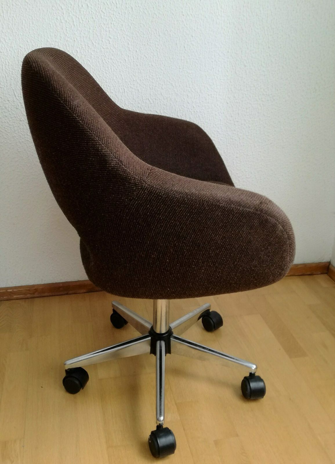 1 Van 4 Vintage Bureaustoel / Stoffen Draaistoel Op Wielen / Mid Century Modern Joegoslavië photo furniture