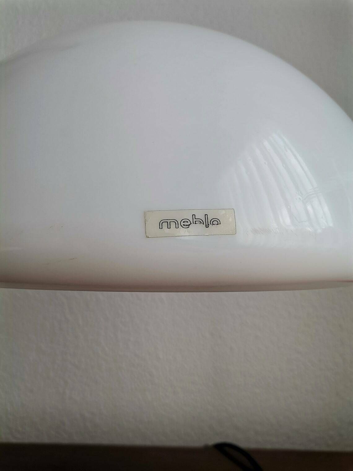 Guzzini Conchiglia Table Lamp In Red And White / 60s Italian Design By Buttura And Massoni / Made By Meblo Yugoslavia / Mcm photo vintage