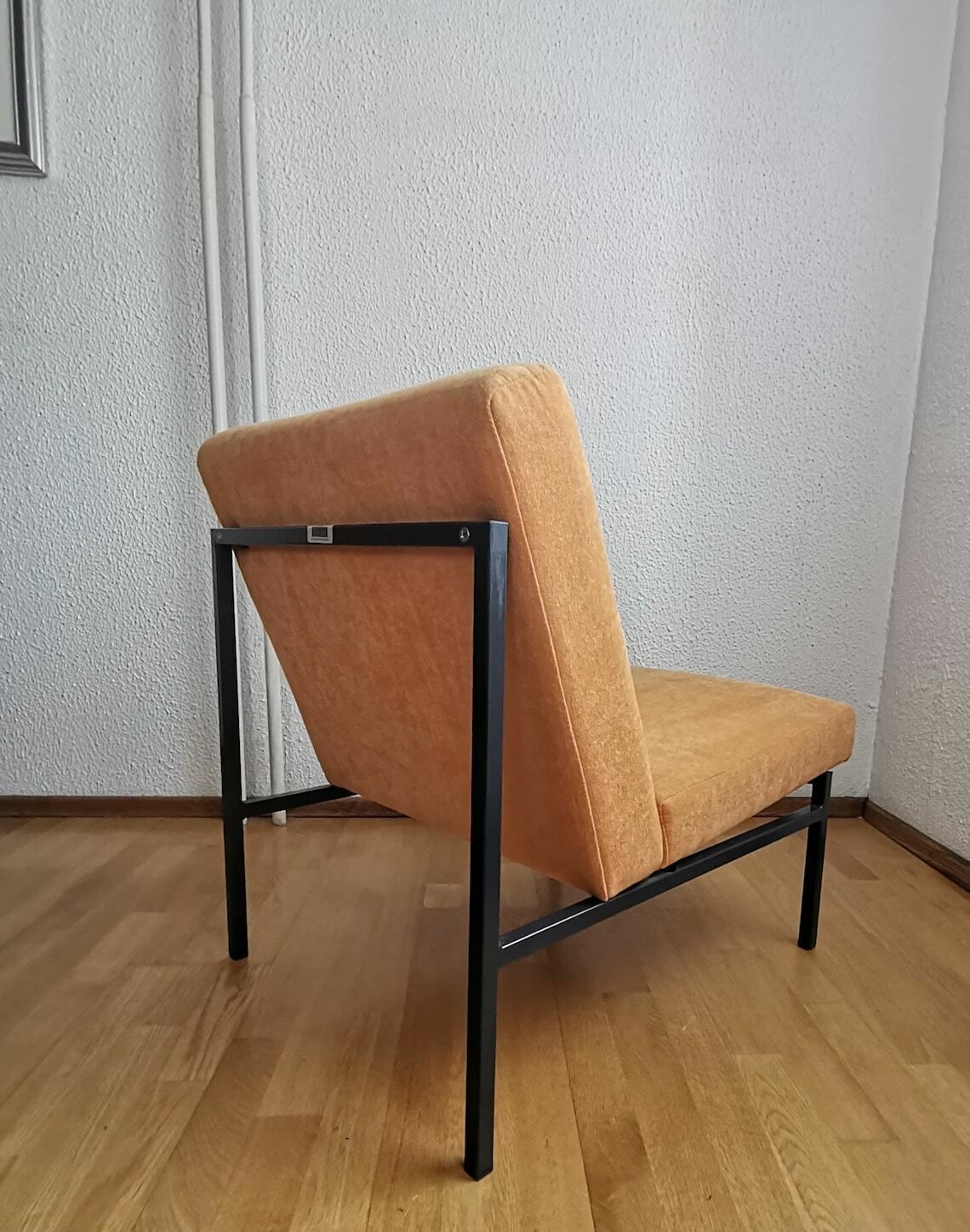 1 Of 4 Vintage Lounge Chairs / Pastel Peach Fabric / Industrial Style Metal Frame / 60s Lounge Chair Or Office Chair photo for sale