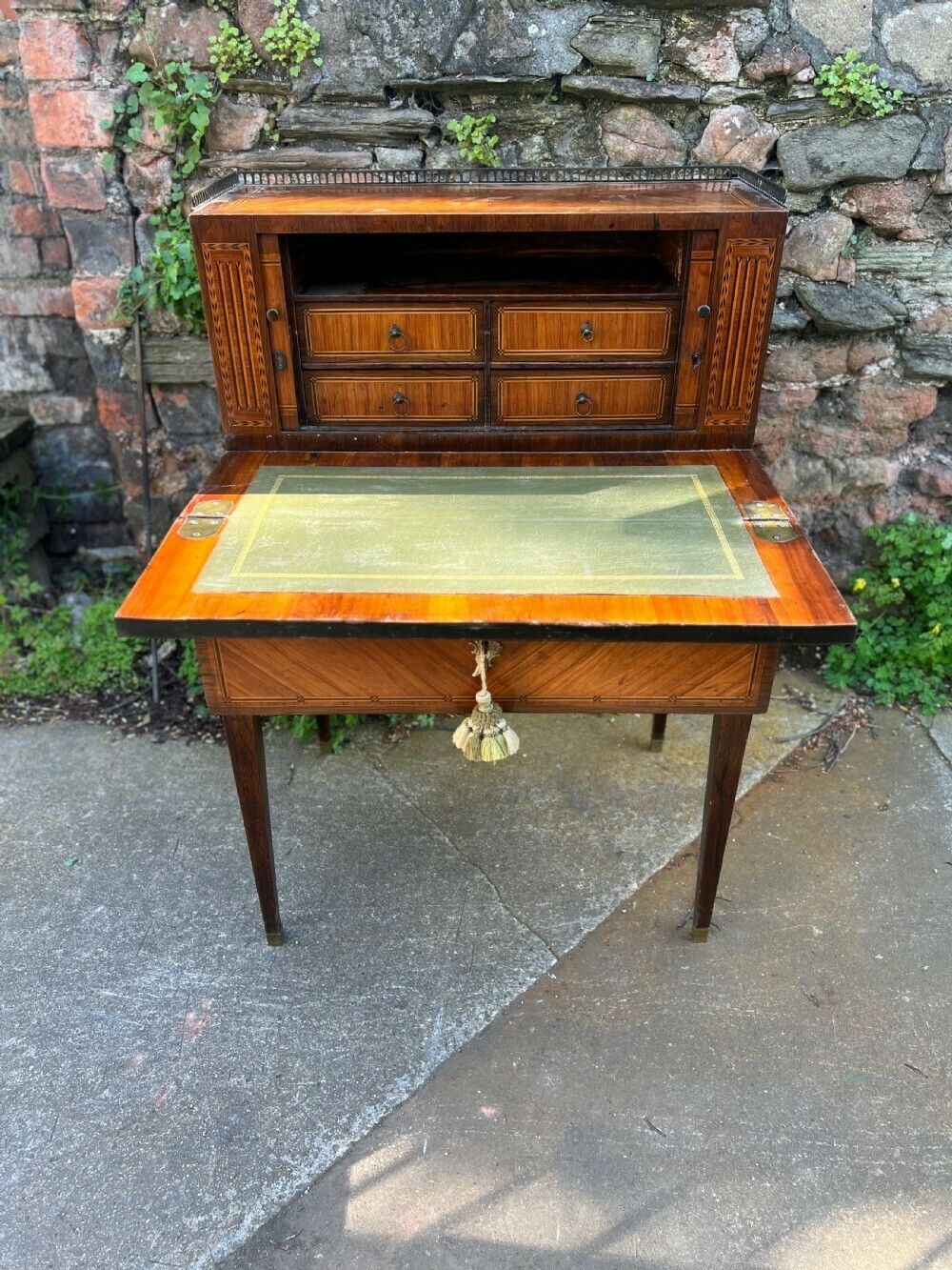 C18th French Bonheur De Jour, 18th Century And Earlier photo vinterior