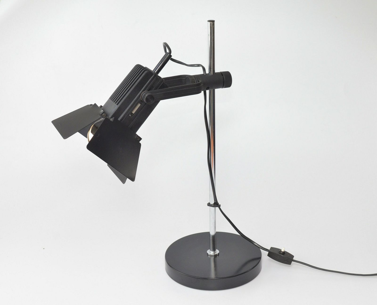 Rare Large Desk Lamp In The Shape Of A Movie Light By Roger Tallon For Hustadt Leuchten Germany 1970s photo furniture