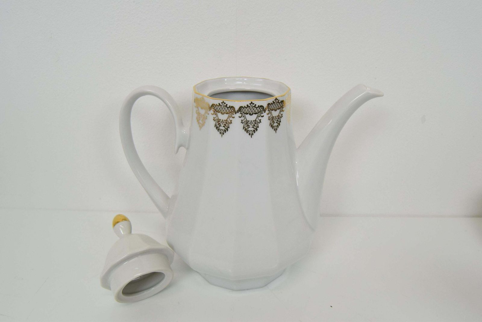 photo vinterior Set Porcelain For Tea Or Coffee, Carlsbad Porcealin By Company Epiag D.F