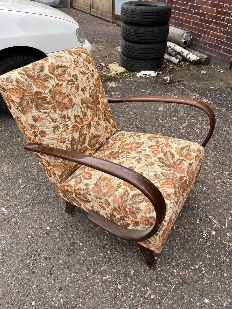 Art Deco Armchair By Jindrich Halabala, Czechoslovakia photo vinterior