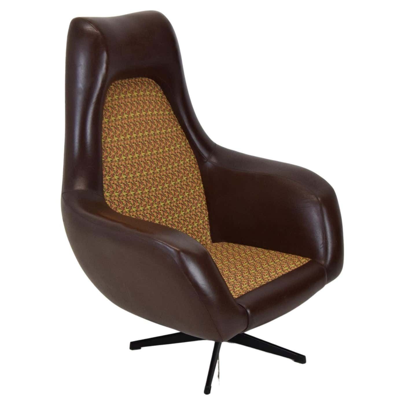 Mid Century Rotating Armchair, Drevotvar, 1980's