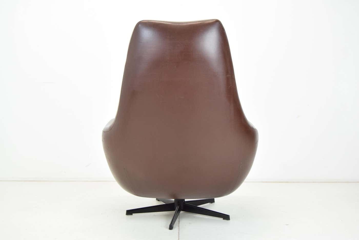 Mid Century Rotating Armchair, Drevotvar, 1980's photo buy