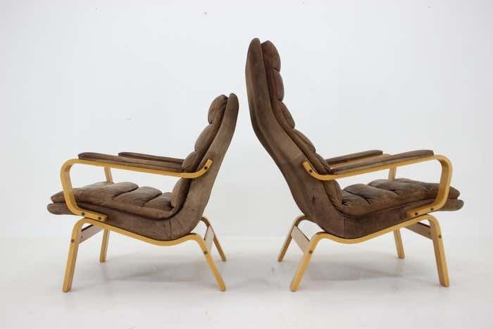 photo furniture 1970s Pair Of Yngve Ekström "Contino" Leather Armachair, Sweden