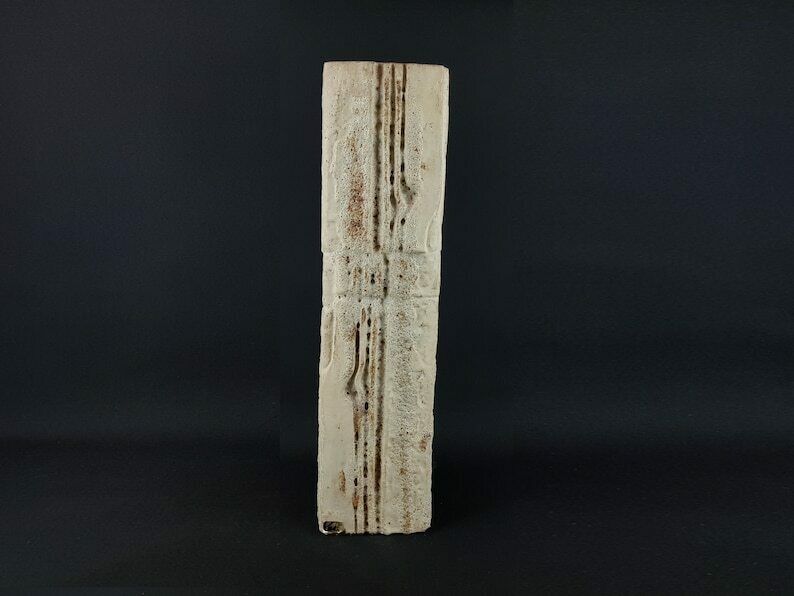 21 Inch Xxl Vintage Driehoekig Beige Schäffenacker Studio Art Pottery Beeld Totem Pole West German Pottery Jaren 1960