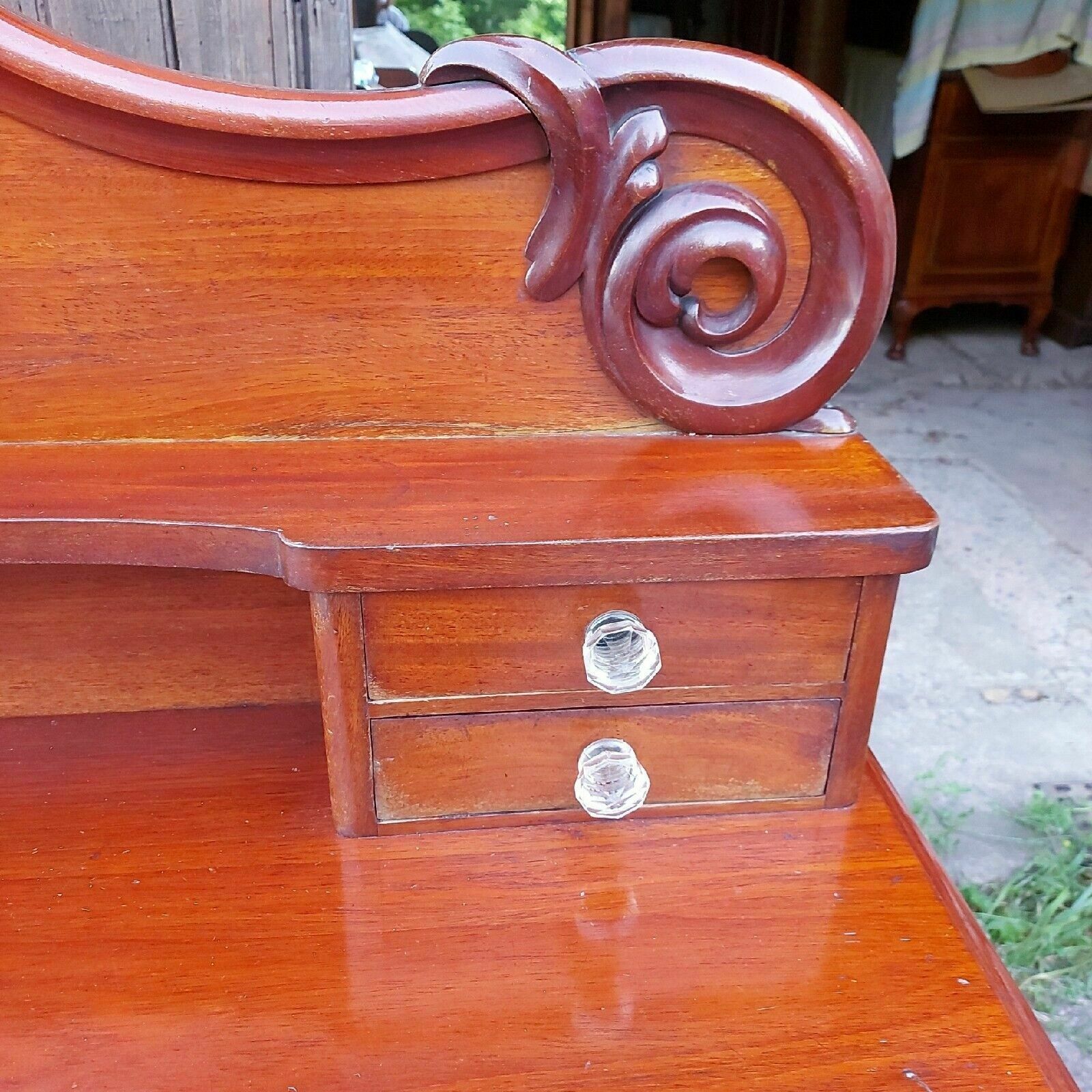 photo furniture Antique Mahogany Victorian Chiffonier Sideboard 11 Drawers Cupboard And Key