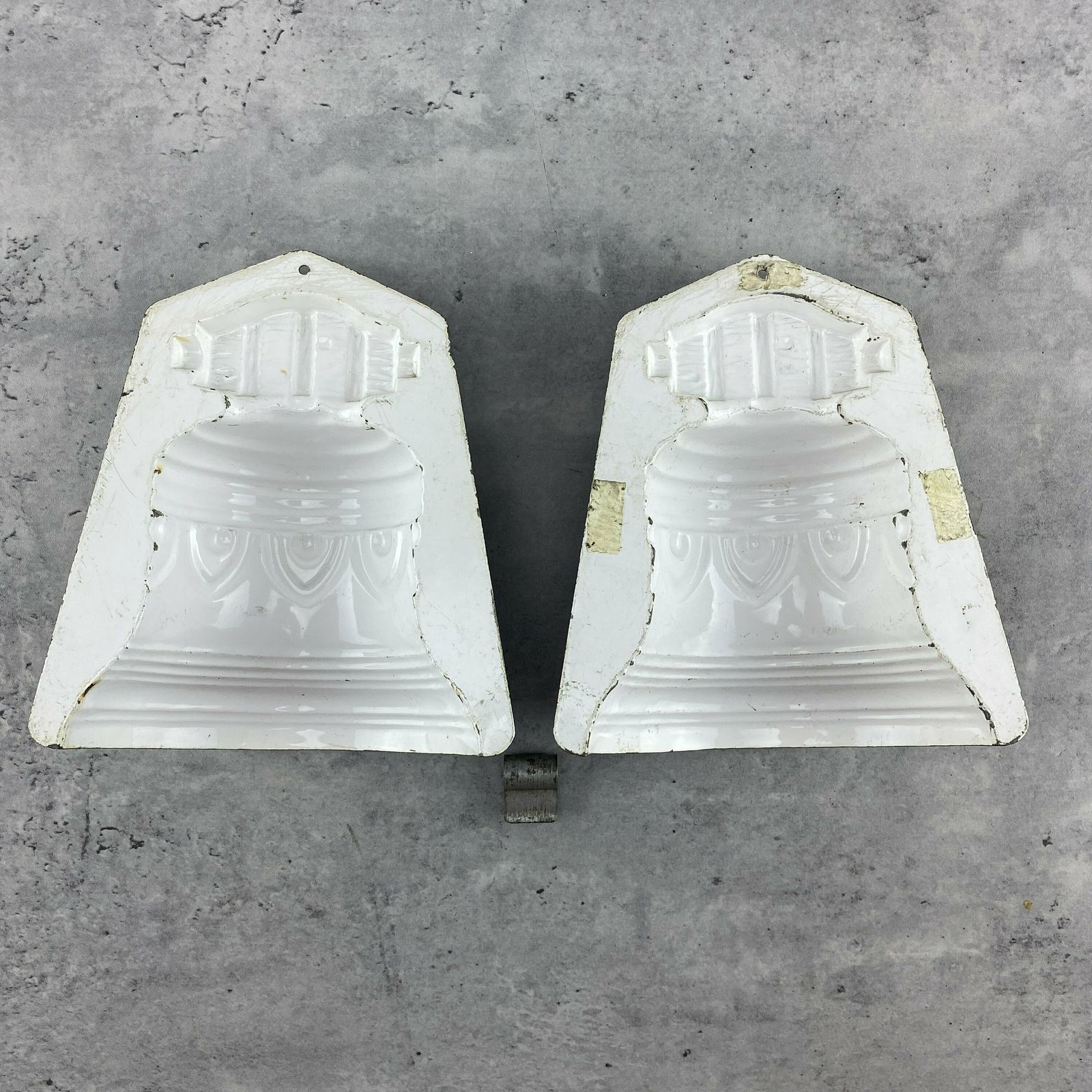 Vintage Mid Century Bell Chocolate Mould   Kitchenalia   1950's photo 56.0