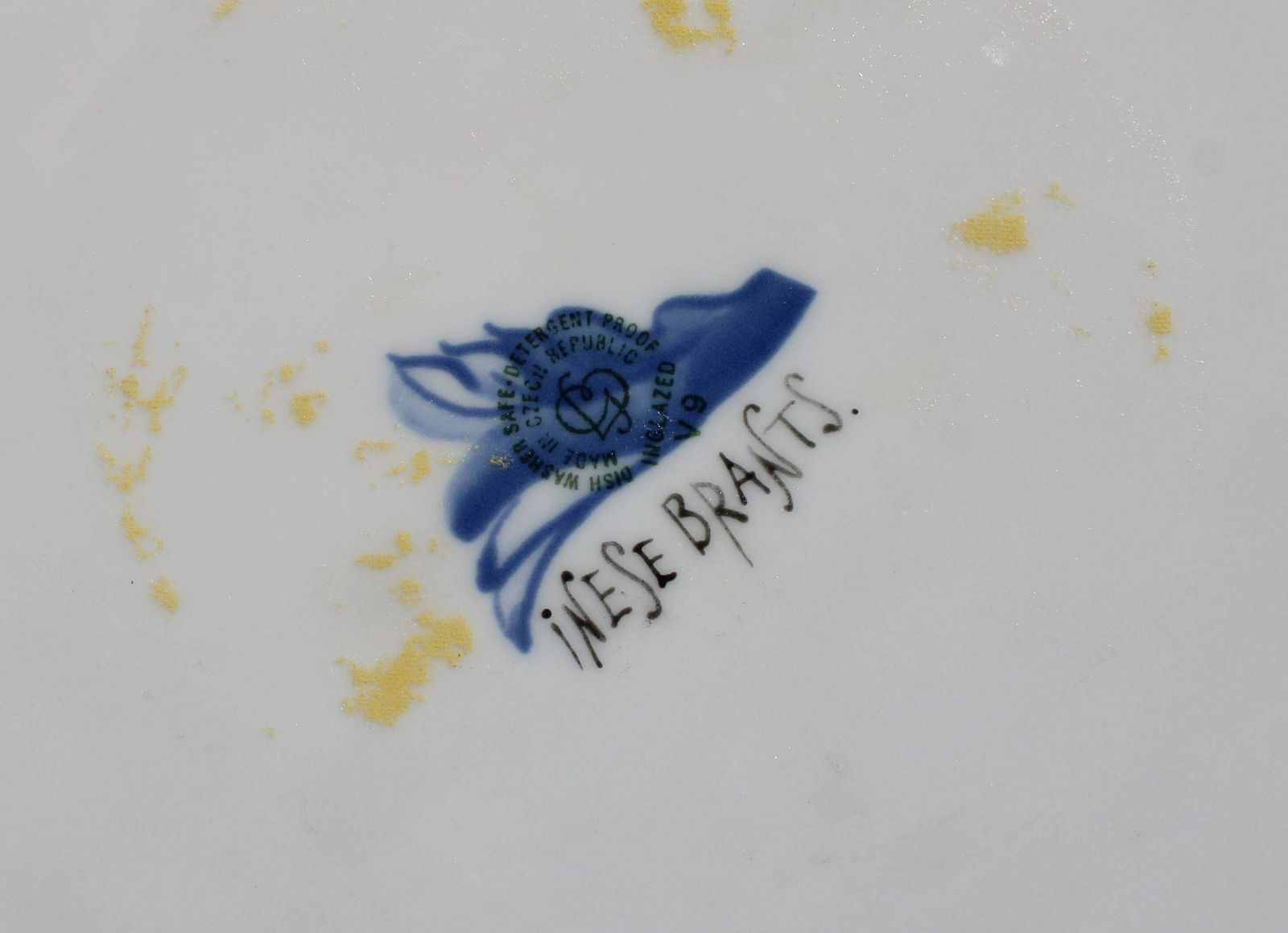 photo furniture Inese Brants Plates With The Motive Of Holland Porcelain,