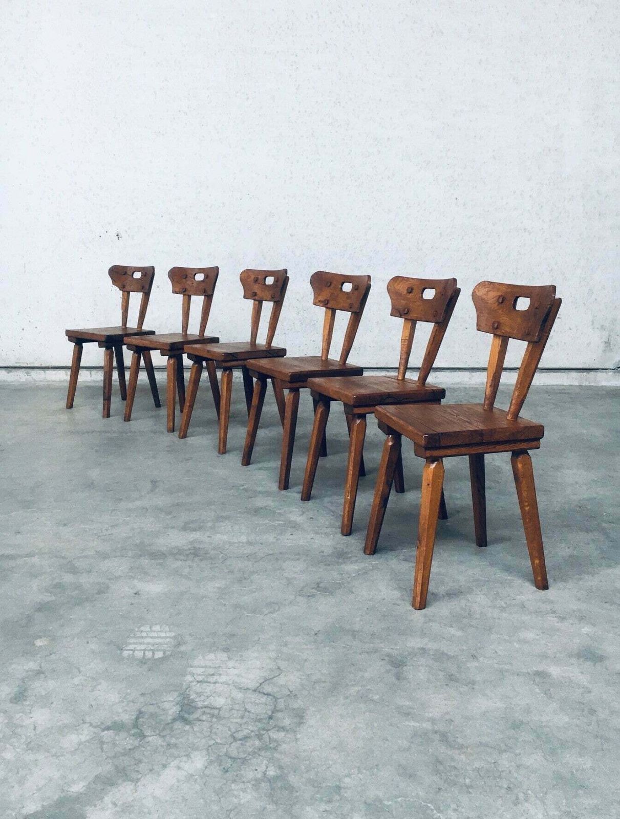photo buy Handgemaakt Volkskunst Rustiek Eiken Eetkamerstoelen Set, Frankrijk, Ca. Jaren 1940