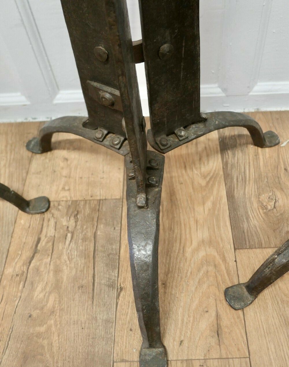 Set Of 4 Hand Forged Iron 5ft Floor Standing Cathedral Candle Sticks, photo buy